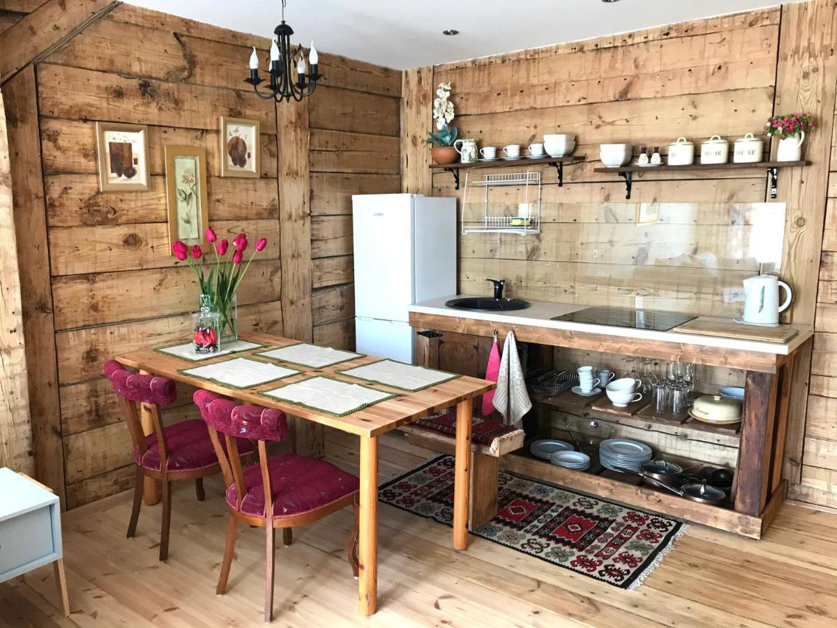 Apartamenti Starp Krastiem Liepaja Ngoại thất bức ảnh