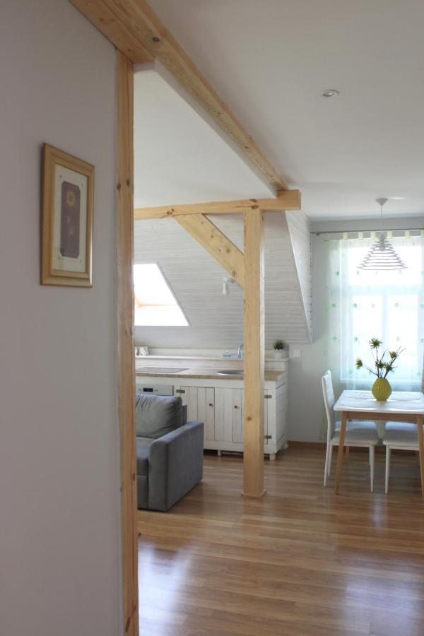 Apartamenti Starp Krastiem Liepaja Ngoại thất bức ảnh