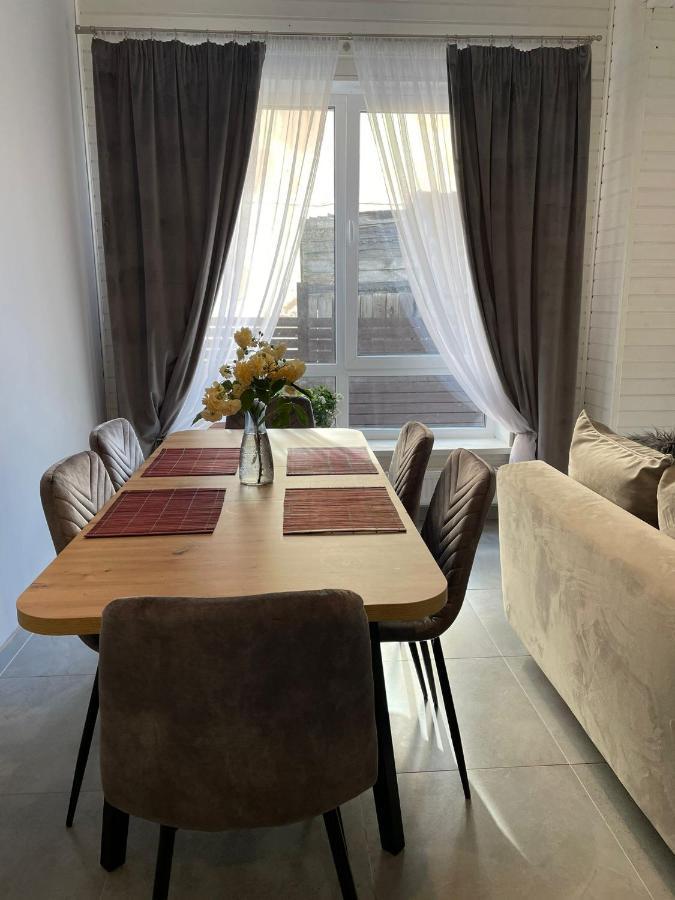 Apartamenti Starp Krastiem Liepaja Ngoại thất bức ảnh